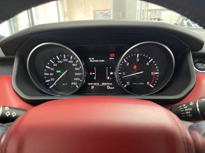 LAND ROVER RANGE ROVER SPORT II TDV6 3.0 HSE 258ch GARANTIE 12 MOIS HISTORIQUE COMPLET SUPER ETAT 
