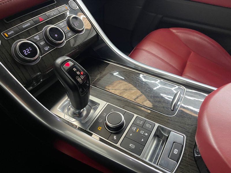 LAND ROVER RANGE ROVER SPORT II TDV6 3.0 HSE 258ch GARANTIE 12 MOIS HISTORIQUE COMPLET SUPER ETAT 