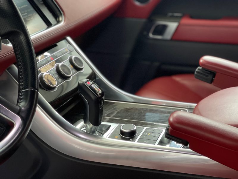 LAND ROVER RANGE ROVER SPORT II TDV6 3.0 HSE 258ch GARANTIE 12 MOIS HISTORIQUE COMPLET SUPER ETAT 