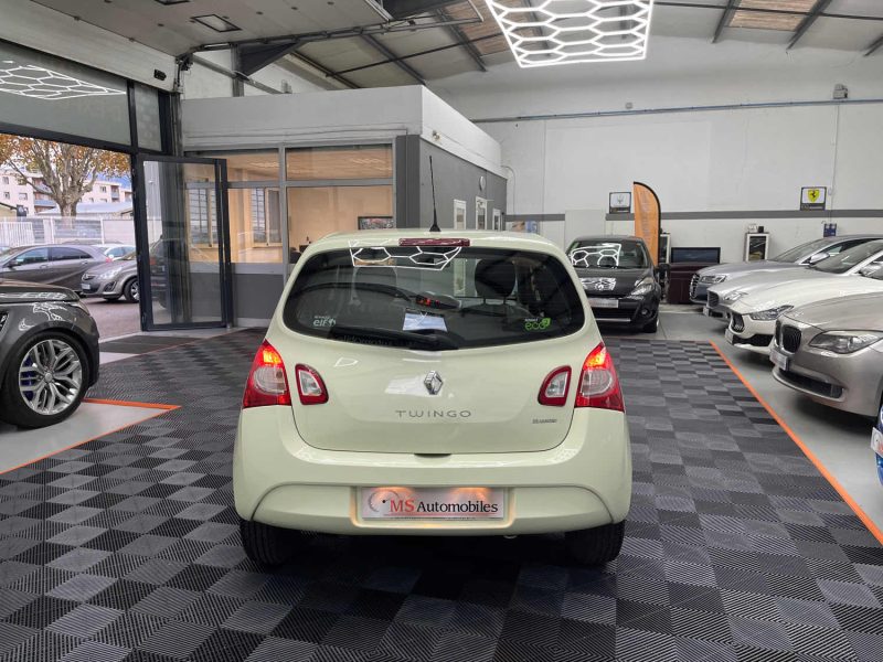 RENAULT TWINGO SEULEMENT 55000KMS 1.2 LEV 16V 75CH LIFE ECO² 1ERE MAIN GARANTIE 12 MOIS SUPER ETAT 