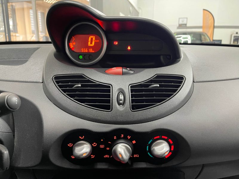 RENAULT TWINGO SEULEMENT 55000KMS 1.2 LEV 16V 75CH LIFE ECO² 1ERE MAIN GARANTIE 12 MOIS SUPER ETAT 