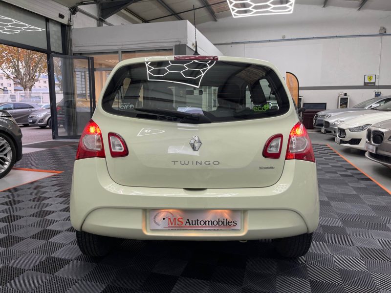 RENAULT TWINGO SEULEMENT 55000KMS 1.2 LEV 16V 75CH LIFE ECO² 1ERE MAIN GARANTIE 12 MOIS SUPER ETAT 