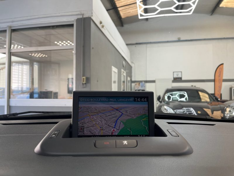 PEUGEOT 3008 HYBRID4 2.0 EHDI 163ch  + ELECTRIC 37ch BMP6 FULL GARANTIE 12 MOIS, 1ERE MAIN