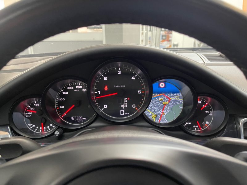PORSCHE PANAMERA PHASE 2 DIESEL 3.0 V6 250ch PLATINUM EDITION GARANTIE 12 MOIS HISTORIQUE COMPLET 