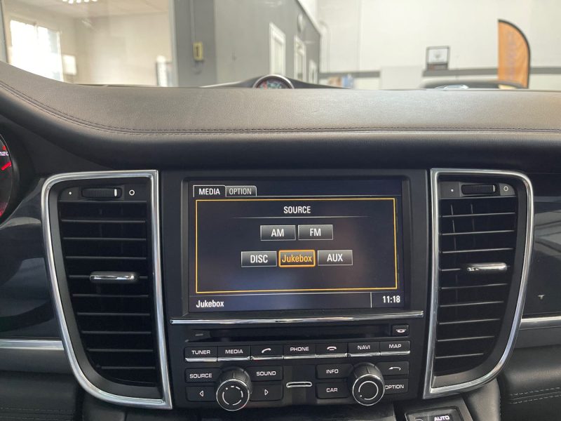 PORSCHE PANAMERA PHASE 2 DIESEL 3.0 V6 250ch PLATINUM EDITION GARANTIE 12 MOIS HISTORIQUE COMPLET 