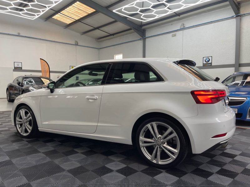 AUDI A3 1.6 TDI 116ch S LINE SPORT PLUS GARANTIE 12 MOIS ORIGINE FRANCE SUPER ETAT 