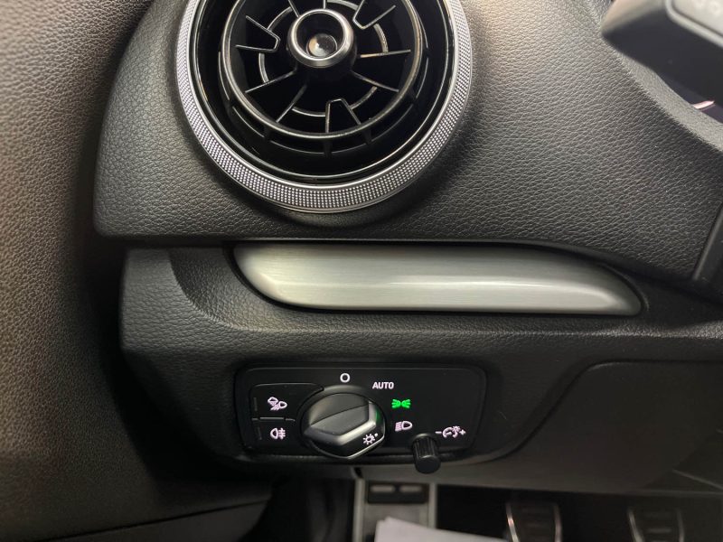 AUDI A3 1.6 TDI 116ch S LINE SPORT PLUS GARANTIE 12 MOIS ORIGINE FRANCE SUPER ETAT 