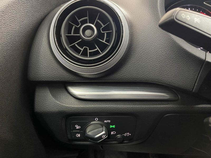 AUDI A3 SPORTBACK PHASE 2 2.0 TDI 150ch AMBITION GARANTIE 12 MOIS SUPER ETAT