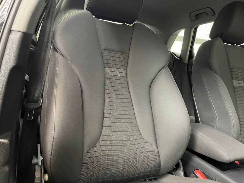 AUDI A3 SPORTBACK PHASE 2 2.0 TDI 150ch AMBITION GARANTIE 12 MOIS SUPER ETAT