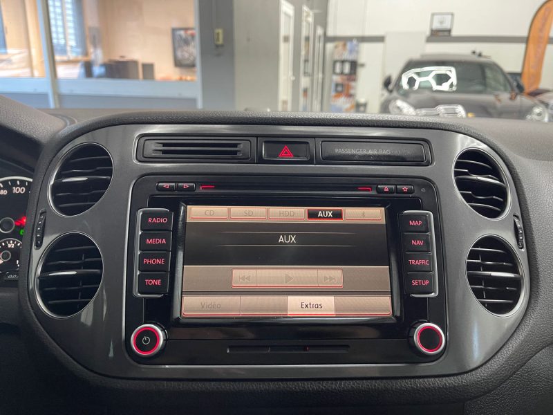 VOLKSWAGEN TIGUAN PHASE2 GARANTIE 12 MOIS 2.0 TDI 140ch R-EXCLUSIVE FULL 4MOTION DSG7 1ERE MAIN 