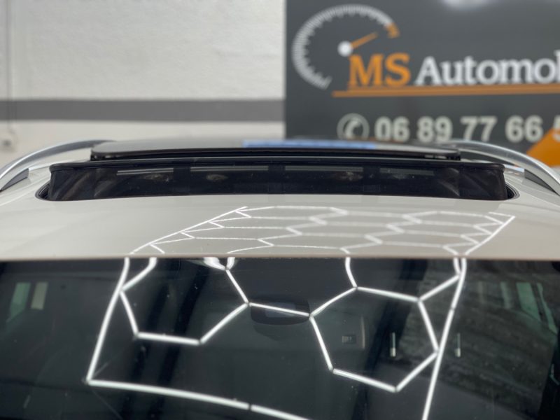 VOLKSWAGEN TIGUAN PHASE2 GARANTIE 12 MOIS 2.0 TDI 140ch R-EXCLUSIVE FULL 4MOTION DSG7 1ERE MAIN 