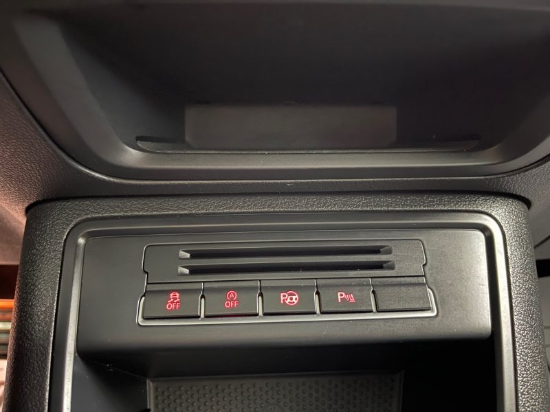 VOLKSWAGEN TIGUAN PHASE2 GARANTIE 12 MOIS 2.0 TDI 140ch R-EXCLUSIVE FULL 4MOTION DSG7 1ERE MAIN 