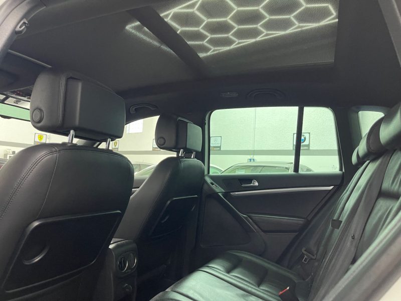 VOLKSWAGEN TIGUAN PHASE2 GARANTIE 12 MOIS 2.0 TDI 140ch R-EXCLUSIVE FULL 4MOTION DSG7 1ERE MAIN 