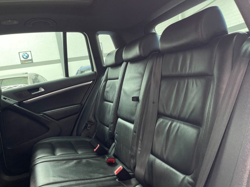 VOLKSWAGEN TIGUAN PHASE2 GARANTIE 12 MOIS 2.0 TDI 140ch R-EXCLUSIVE FULL 4MOTION DSG7 1ERE MAIN 