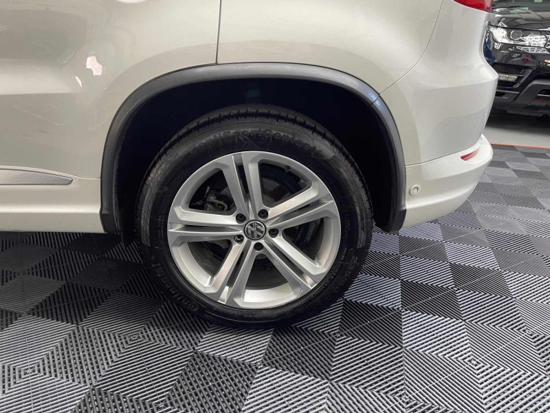 VOLKSWAGEN TIGUAN PHASE2 GARANTIE 12 MOIS 2.0 TDI 140ch R-EXCLUSIVE FULL 4MOTION DSG7 1ERE MAIN 