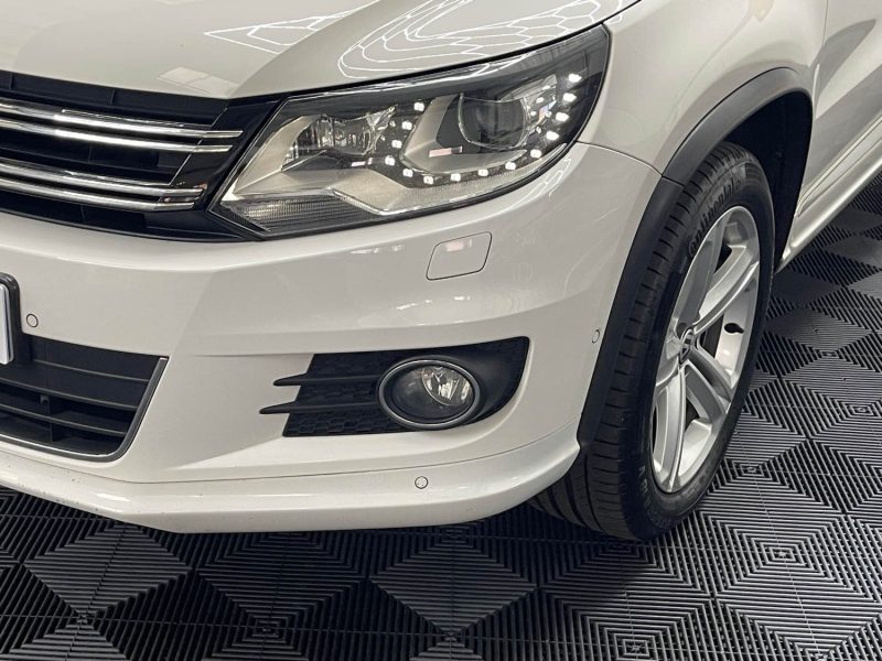 VOLKSWAGEN TIGUAN PHASE2 GARANTIE 12 MOIS 2.0 TDI 140ch R-EXCLUSIVE FULL 4MOTION DSG7 1ERE MAIN 