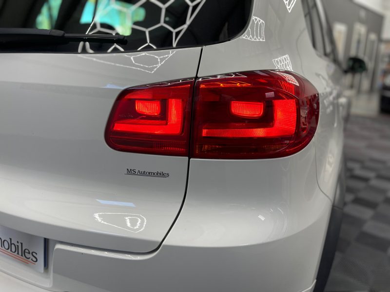 VOLKSWAGEN TIGUAN PHASE2 GARANTIE 12 MOIS 2.0 TDI 140ch R-EXCLUSIVE FULL 4MOTION DSG7 1ERE MAIN 