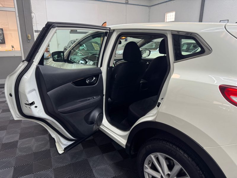 NISSAN QASHQAI 2 1.5 DCI 110ch CONNECT EDITION GARANTIE 12 MOIS 2EME MAIN HISTORIQUE COMPLET 🇨🇵