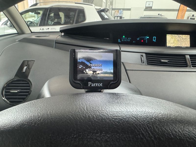 RENAULT ESPACE IV 2.0 DCI 175ch INITIALE BVA 6PL GARANTIE 12 MOIS HISTORIQUE COMPLET 2EME MAIN 🇨🇵