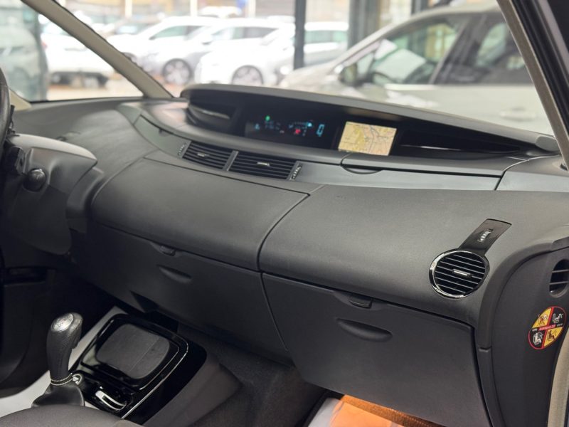 RENAULT ESPACE IV 2.0 DCI 175ch INITIALE BVA 6PL GARANTIE 12 MOIS HISTORIQUE COMPLET 2EME MAIN 🇨🇵