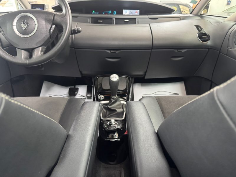 RENAULT ESPACE IV 2.0 DCI 175ch INITIALE BVA 6PL GARANTIE 12 MOIS HISTORIQUE COMPLET 2EME MAIN 🇨🇵