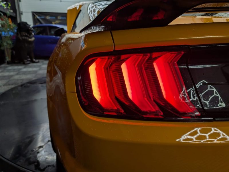 FORD MUSTANG GT FASTBACK WIPPLE SUPERCHARGERS 680 ch 
