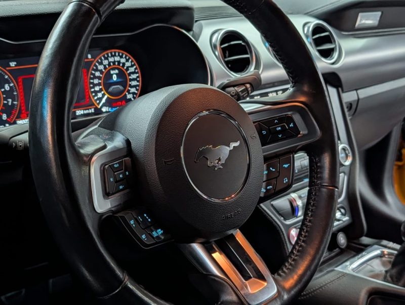 FORD MUSTANG GT FASTBACK WIPPLE SUPERCHARGERS 680 ch 