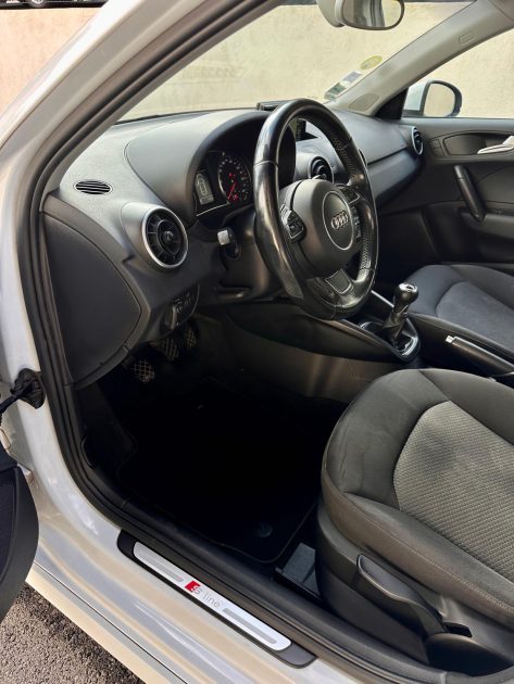 AUDI A1 SPORTBACK 1.4 TDI S-LINE