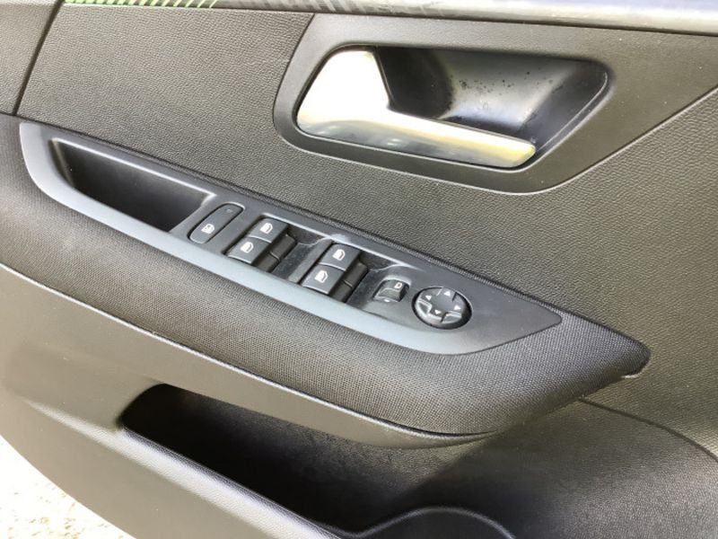 Peugeot 208 PureTech 100 S&S BVM6 Active