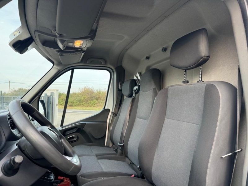 RENAULT MASTERIII F3300 L2H2 2.3 DCI 135 GRAND CONFORT / HABILLAGE BOIS / PRIX HT  2019