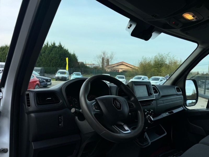 RENAULT MASTER F3300 L2H2 2.3 DCI 135 GRAND CONFORT / HABILLAGE BOIS / 