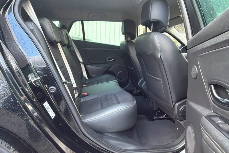 RENAULT MEGANE III ESTATE 1.5 DCI 110 ENERGY BOSE ECO² BVM6 