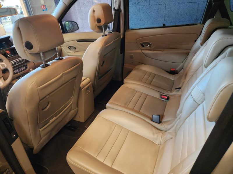 RENAULT SCENIC III 2.0 DCI 160Cv Entretien complet-BVM6 - Pack BOSE - Sièges chauffants