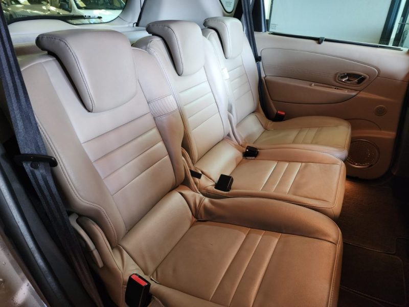 RENAULT SCENIC III 2.0 DCI 160Cv Entretien complet-BVM6 - Pack BOSE - Sièges chauffants