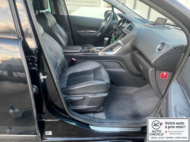 PEUGEOT 3008 1.6 E-HDI 115 FAP BLUE LION FÉLINE 