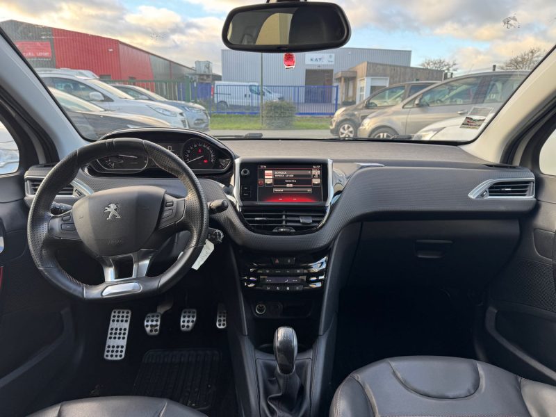 PEUGEOT 208 1.6 BLUEHDI 100CH GT LINE S&S 5 portes