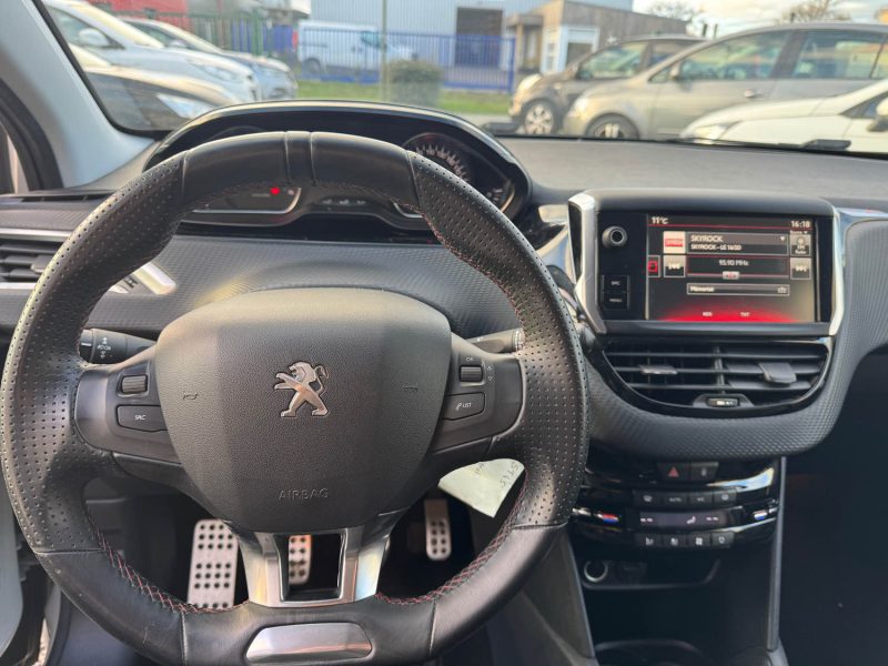 PEUGEOT 208 1.6 BLUEHDI 100CH GT LINE S&S 5 portes