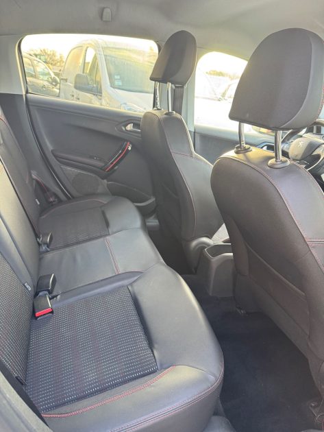 PEUGEOT 208 1.6 BLUEHDI 100CH GT LINE S&S 5 portes