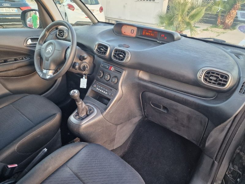 CITROEN C3 1.4 VTI CONFORT 2015