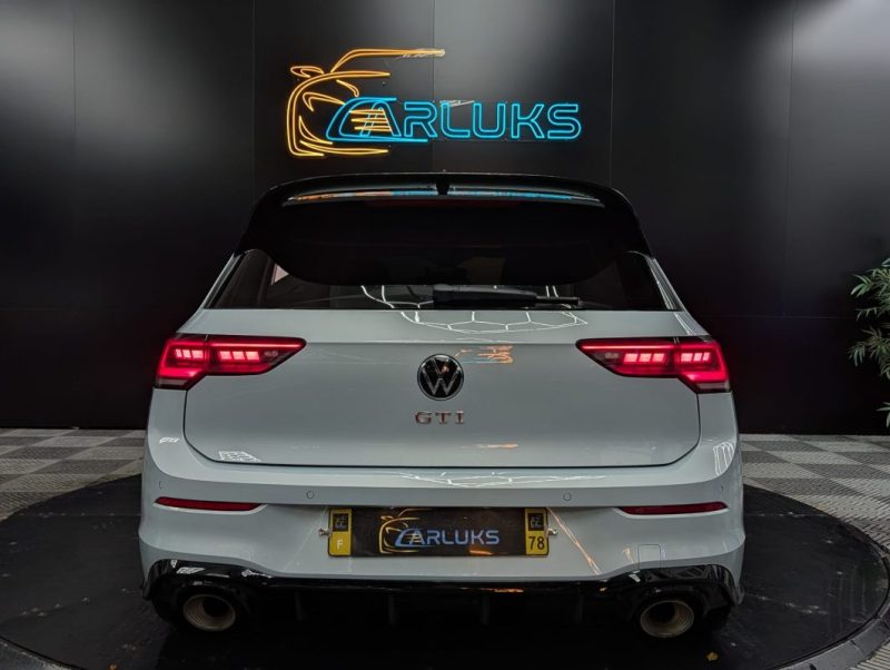 VOLKSWAGEN GOLF 8 GTI ClubSport 2.0 TSI 300cv DSG Bleu cristal 