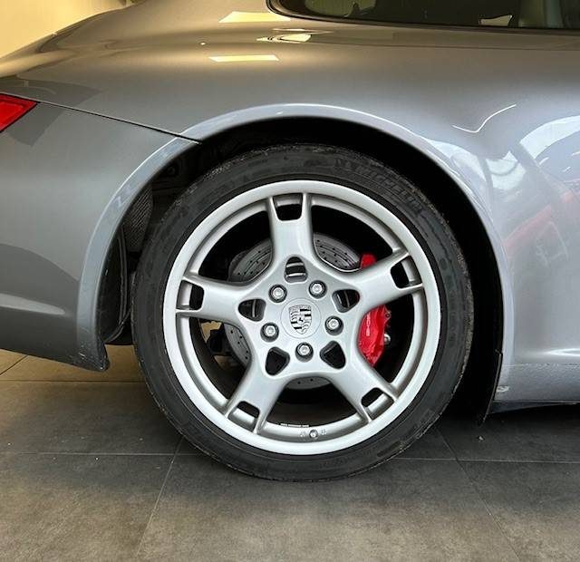 PORSCHE 911 TYPE 997 CARRERA S 2005