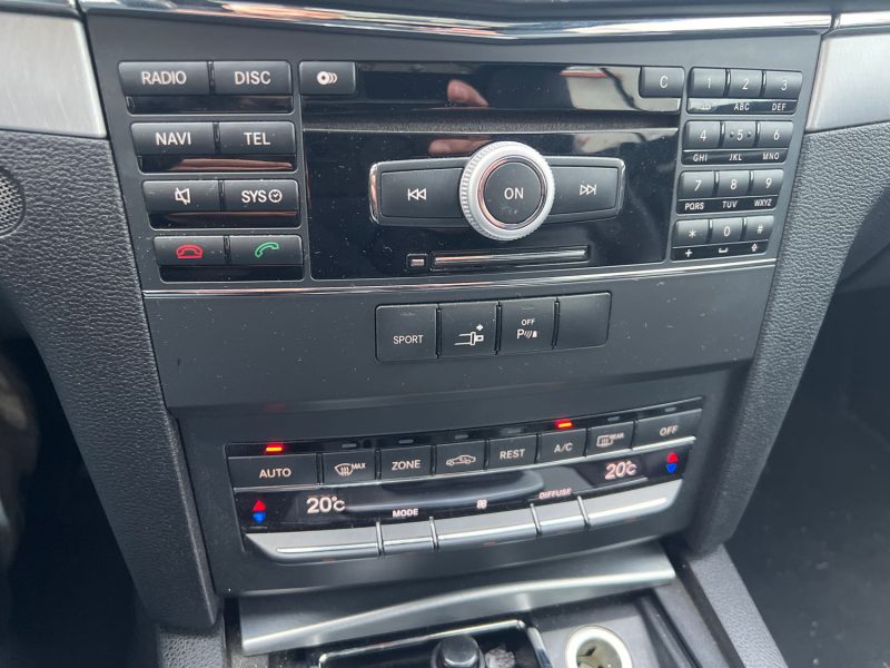 MERCEDES CLASSE E  COUPÉ 350 CGI 3.5 V6 24V CGI 7G-TRONIC BLUEEFFICIENCY 292 CV BOÎTE AUTO 2009