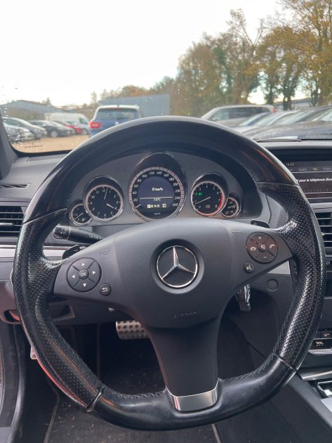 MERCEDES CLASSE E  COUPÉ 350 CGI 3.5 V6 24V CGI 7G-TRONIC BLUEEFFICIENCY 292 CV BOÎTE AUTO 2009