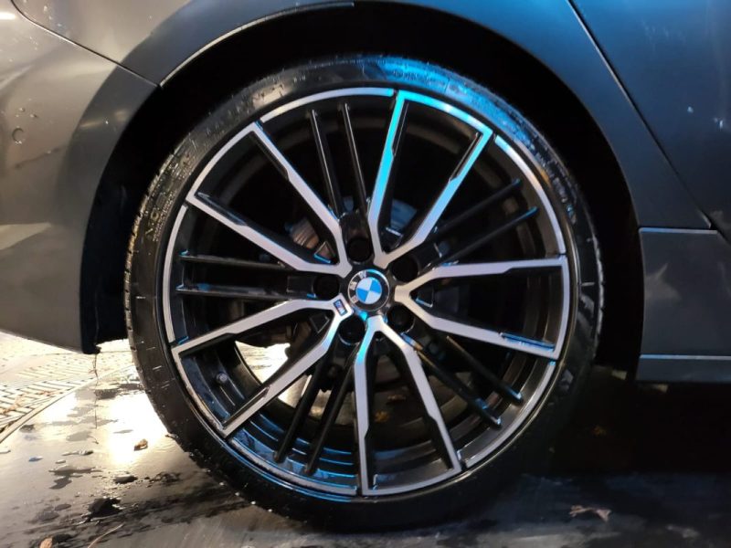 BMW SERIE 1 118D 150CH PACK M / SUIVI BMW / TOIT OUVRANT / HARMAN KARDON / CARPLAY 