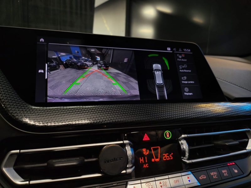 BMW SERIE 1 118d 150cv PACK M SHADOW LINE / SUIVI BMW / TOIT OUVRANT / HARMAN KARDON / CARPLAY
