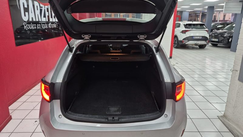  TOYOTA COROLLA TOURING SPORTS 122cv DYNAMIC BUSINESS/1 ERE MAIN/ TVA RECUPERABLE