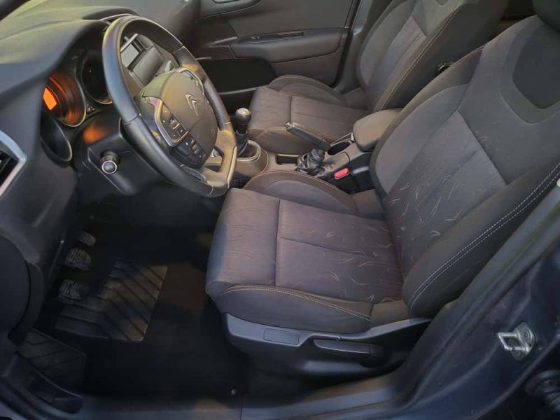 CITROEN C4 VTI 120 CONFORT 2011