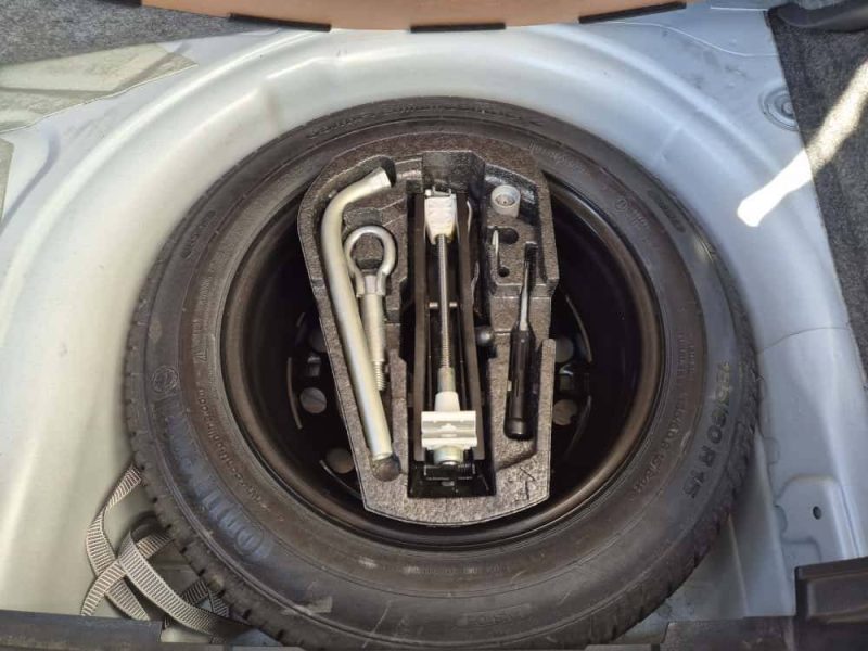 VOLKSWAGEN POLO 1.2 TSI 90CH1.2 TSI 90ch CROSS POLO 5P 2015