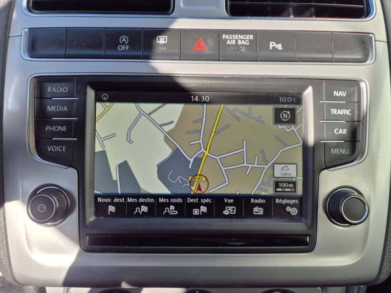 VOLKSWAGEN POLO 1.2 TSI 90CH1.2 TSI 90ch CROSS POLO 5P 2015