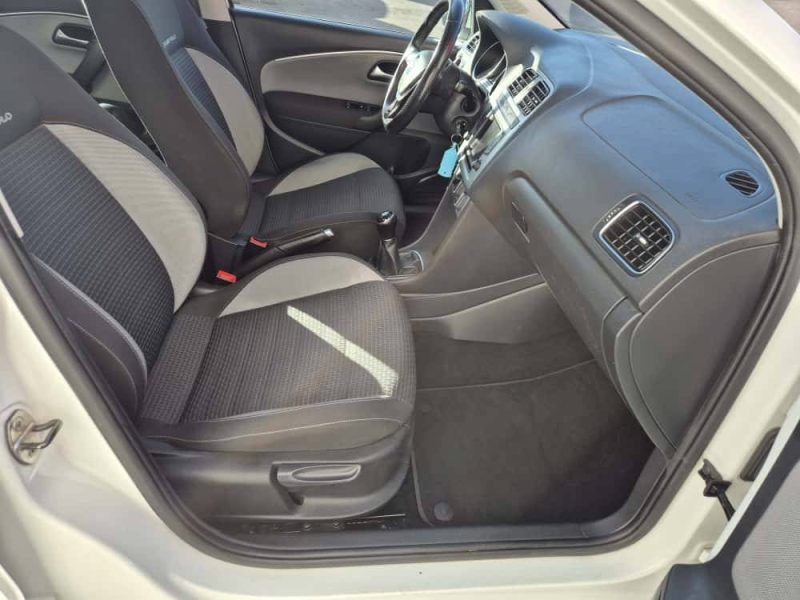 VOLKSWAGEN POLO 1.2 TSI 90CH1.2 TSI 90ch CROSS POLO 5P 2015